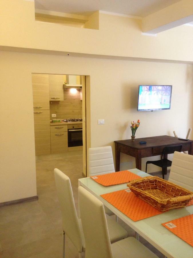 Apartamento A Casa Di Fede LʼAquila Exterior foto